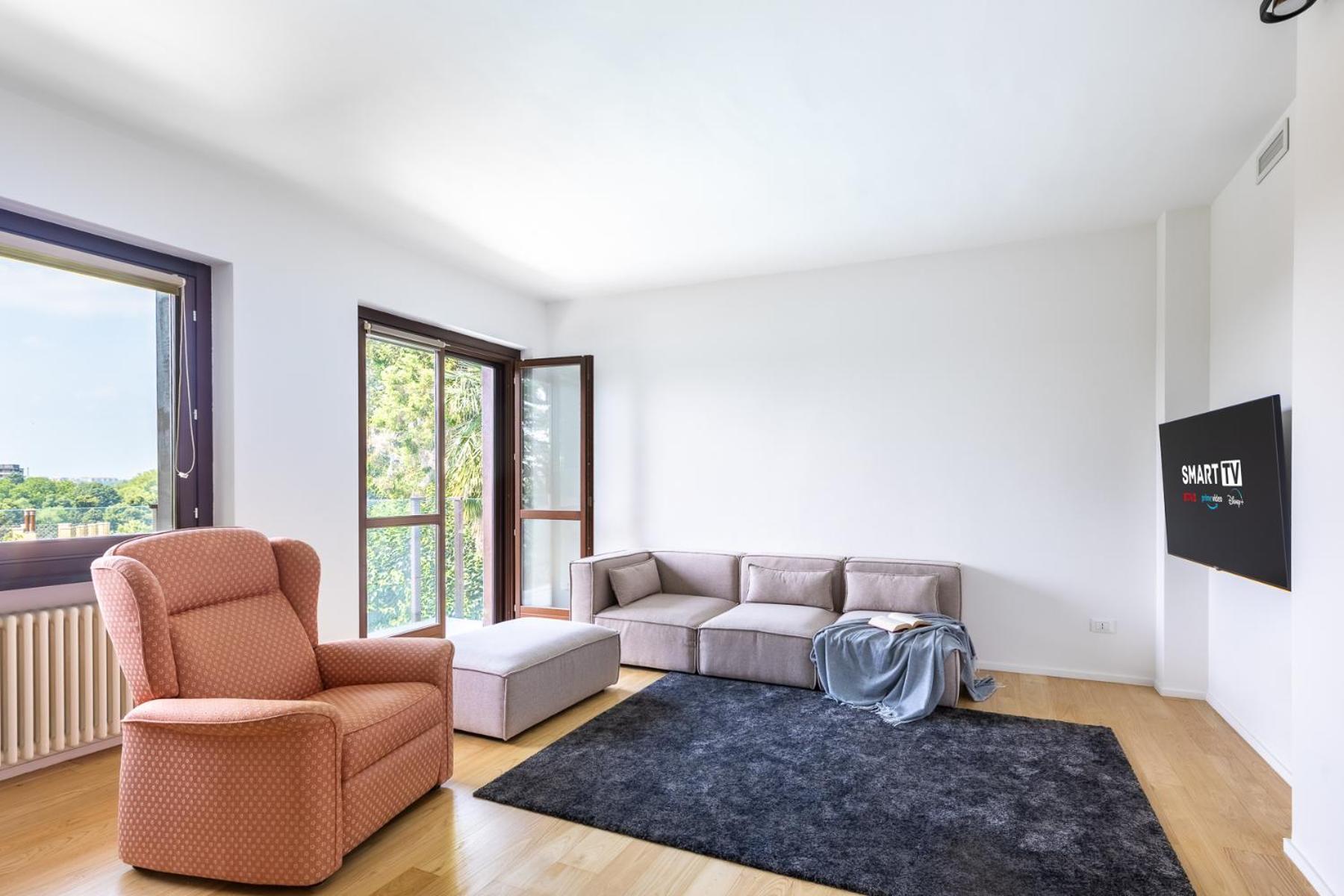 Lussuoso Vista Citta - Borgo Po - Box Auto Turin
