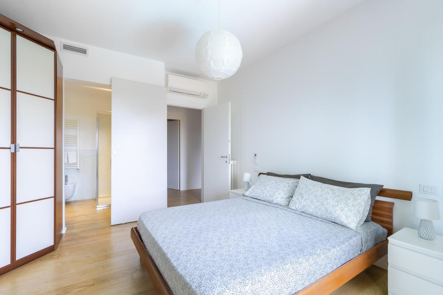 Lussuoso Vista Citta - Borgo Po - Box Auto Appartement *