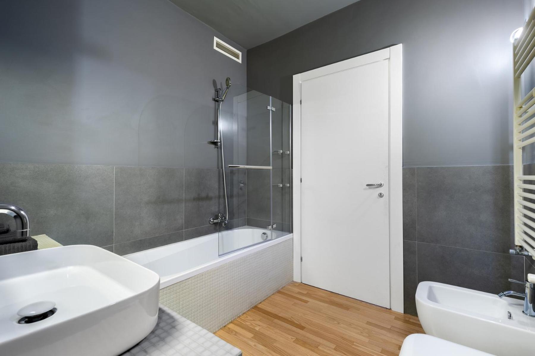 Lussuoso Vista Citta - Borgo Po - Box Auto Turin